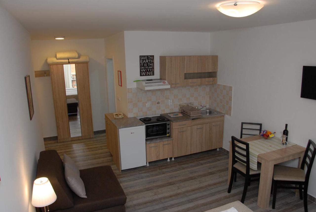 Apartments Idila Бела-Црква Экстерьер фото